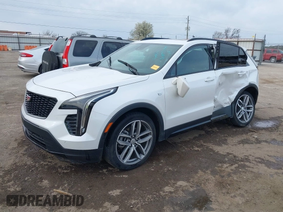 2020 Cadillac XT4 FWD Sport with VIN 1GYFZER45LF148806, listed as a IAAI auction lot 41853795 with 28,956 mi miles and . Bid and sale history available at carsss.com. Image 17.