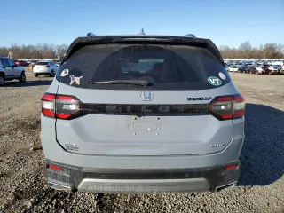 2023 Honda Pilot Elite with VIN 5FNYG1H89PB033752, listed as a Copart auction lot 86025924 with 31,547 mi miles and Salvage Title. Bid and sale history available at carsss.com. Image 6.