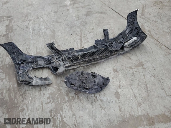 2013 Mercedes-Benz GLK 350 z VIN WDCGG8JB5DF940946, wystawiony jako Copart lot #56927945 z przebiegiem Nie podano mil oraz Szkoda całkowita • Salvage title. Historia ofert i sprzedaży dostępna na DreamBid. Obrazek 13.