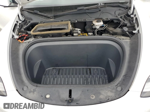 2021 Tesla Model Y Long Range with VIN 5YJYGDEEXMF151686, listed as a Copart auction lot 53903115 with 65,321 mi miles and Salvage Title. Bid and sale history available at DreamBid. Image 12.