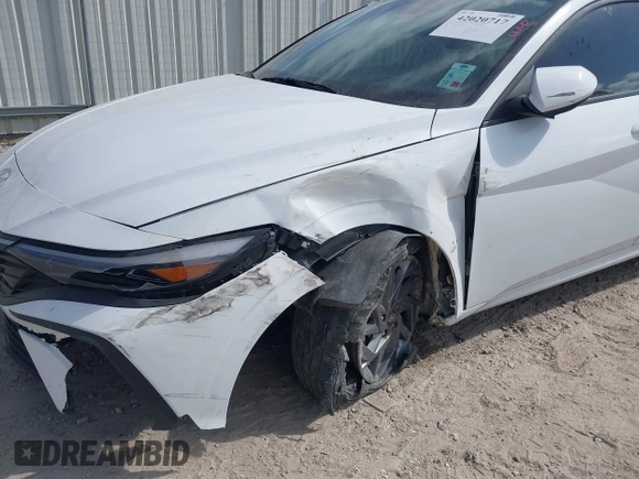 2024 Hyundai Elantra SEL с VIN KMHLM4DG4RU642352, выставлен на аукционе IAAI как лот 42020717 с пробегом 28 515 миль миль и . История ставок и продаж доступна на DreamBid. Изображение 6.