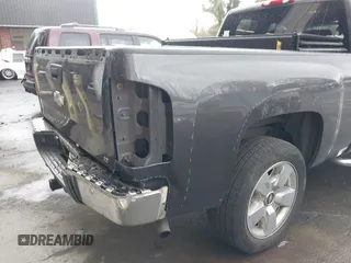 2010 Chevrolet Silverado 1500 LT with VIN 1GCSCSE03AZ202381, listed as a IAAI auction lot 41597602 with 251,154 mi miles and . Bid and sale history available at DreamBid. Image 17.