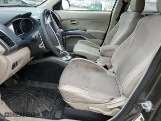 2010 Mitsubishi Outlander SE with VIN JA4AS3AW5AZ001574, listed as a Copart auction lot 47678375 with 211,989 mi miles and Salvage Title. Bid and sale history available at carsss.com. Image 7.