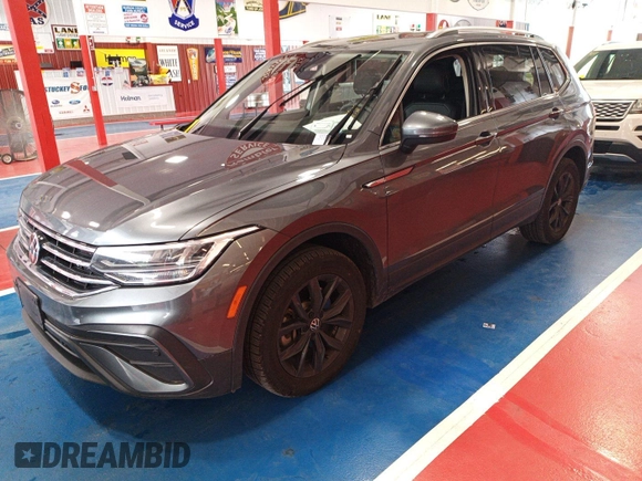 2024 Volkswagen Tiguan SE с VIN 3VV3B7AX1RM086796, выставлен на аукционе IAAI как лот 42796137 с пробегом 26 696 миль миль и . История ставок и продаж доступна на DreamBid. Изображение 4.