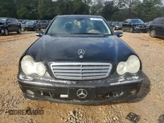 2005 Mercedes-Benz C 240 with VIN WDBRF61J85F585140, listed as a Copart auction lot 44713385 with 210,852 mi miles and Salvage Title. Bid and sale history available at DreamBid. Image 5.