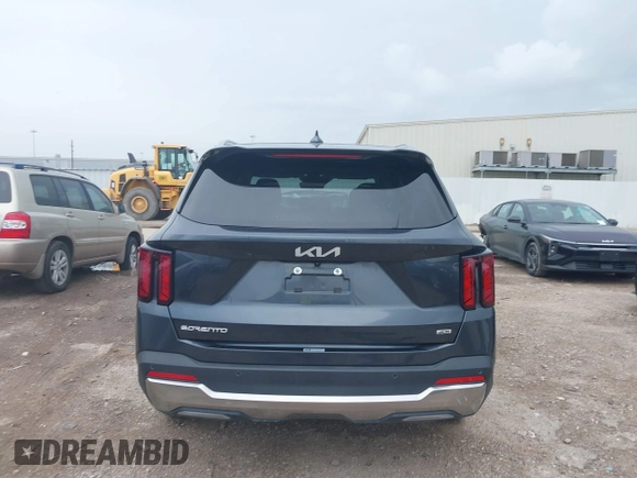 2024 Kia Sorento S with VIN 5XYRLDJC1RG254208, listed as a IAAI auction lot 42634400 with 29,794 mi miles and . Bid and sale history available at DreamBid. Image 17.