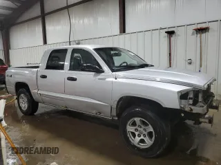 2006 Dodge Dakota SLT with VIN 1D7HW48K16S710932, listed as a Copart auction lot 47996455 with 221,677 mi miles and Salvage Title. Bid and sale history available at carsss.com. Image 4.