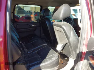 2012 Chevrolet Suburban LS with VIN 1GNSCHE08CR327180, listed as a IAAI auction lot 40229963 with 235,469 mi miles. Bid and sale history available at carsss.com. Image 8.