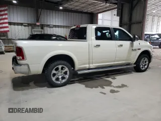 2016 Ram 1500 Laramie z VIN 1C6RR7VM5GS325623, wystawiony jako Copart lot #55852815 z przebiegiem 112 244 mil mil oraz Czysty tytuł • Clean title. Historia ofert i sprzedaży dostępna na DreamBid. Obrazek 3.