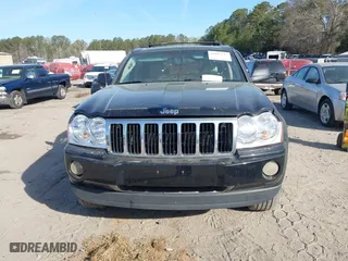 2005 Jeep Grand Cherokee Limited with VIN 1J4HR58245C697913, listed as a IAAI auction lot 41893223 with 255,297 mi miles. Bid and sale history available at carsss.com. Image 13.