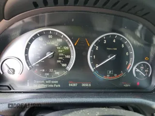 2018 BMW X4 xDrive28i z VIN 5UXXW3C51J0Y65775, wystawiony jako Copart lot #54046785 z przebiegiem 94 287 mil mil oraz Szkoda całkowita • Salvage title. Historia ofert i sprzedaży dostępna na DreamBid. Obrazek 9.