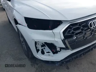 2024 Audi Q5 S line Premium z VIN WA1GAAFY0R2070950, wystawiony jako IAAI lot #41118186 z przebiegiem 3248 mil mil oraz . Historia ofert i sprzedaży dostępna na DreamBid. Obrazek 17.