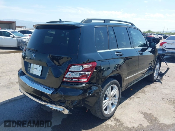 2013 Mercedes-Benz GLK 350 z VIN WDCGG5HB5DG077063, wystawiony jako IAAI lot #39858001 z przebiegiem 42 583 mil mil oraz . Historia ofert i sprzedaży dostępna na DreamBid. Obrazek 4.