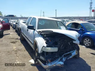 2001 Chevrolet Silverado 1500 LS with VIN 2GCEC19V411289343, listed as a IAAI auction lot 41910825 with 1 mi miles. Bid and sale history available at carsss.com. Image 1.