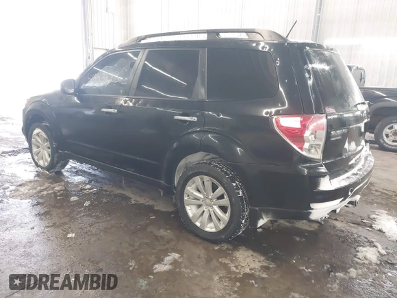 2012 Subaru Forester 2.5X Premium with VIN JF2SHBCC5CH434005, listed as a IAAI auction lot 41553623 with 182,397 mi miles. Bid and sale history available at carsss.com. Image 3.