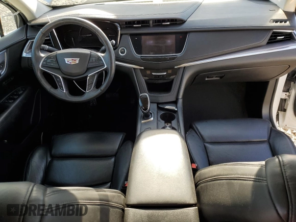 2017 Cadillac XT5 Luxury FWD with VIN 1GYKNBRS5HZ310995, listed as a Copart auction lot 43131695 with 156,817 mi miles and Salvage Title. Bid and sale history available at carsss.com. Image 8.
