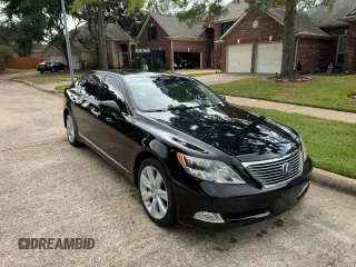 2008 Lexus LS 600h L z VIN JTHDU46F885002794, wystawiony jako Copart lot #80986664 z przebiegiem 112 329 mil mil oraz Tytuł czysty. Historia ofert i sprzedaży dostępna na DreamBid. Obrazek 1.