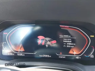 2021 BMW 3 Series 330i z VIN 3MW5R1J02M8B67582, wystawiony jako IAAI lot #41880589 z przebiegiem 31 915 mil mil oraz . Historia ofert i sprzedaży dostępna na DreamBid. Obrazek 7.
