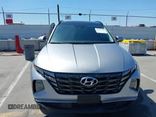 2024 Hyundai Tucson SEL Convenience with VIN KM8JCCD16RU157257, listed as a IAAI auction lot 41993181 with 12,781 mi miles and . Bid and sale history available at carsss.com. Image 12.