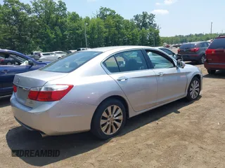 2013 Honda Accord Touring with VIN 1HGCR3F95DA041302, listed as a IAAI auction lot 42609903 with 247,116 mi miles and . Bid and sale history available at DreamBid. Image 4.