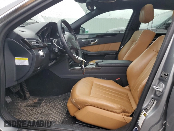 2010 Mercedes-Benz E 350 Luxury with VIN WDDHF5GB3AA021898, listed as a Copart auction lot 51915515 with 57,976 mi miles and Salvage Title. Bid and sale history available at carsss.com. Image 7.