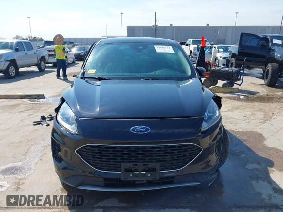2020 Ford Escape SE with VIN 1FMCU0G61LUB77189, listed as a IAAI auction lot 41688121 with 101,407 mi miles and . Bid and sale history available at DreamBid. Image 13.