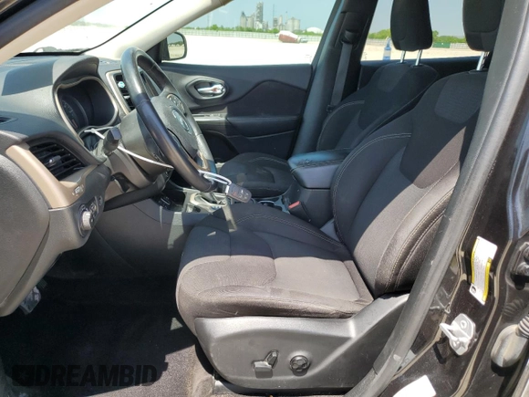 2016 Jeep Cherokee Altitude with VIN 1C4PJLCS0GW171848, listed as a Copart auction lot 52943535 with 141,686 mi miles and Clean Title. Bid and sale history available at carsss.com. Image 7.