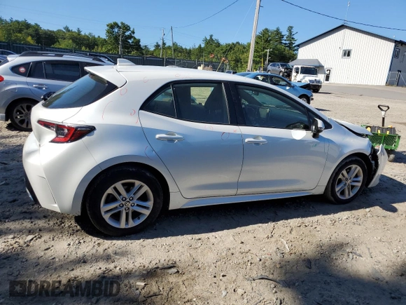 2022 Toyota Corolla Hatchback SE with VIN JTNB4MBE7N3177966, listed as a Copart auction lot 69684714 with 33,777 mi miles and Salvage Title. Bid and sale history available at carsss.com. Image 3.