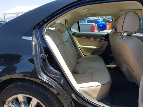 2011 Lincoln MKZ with VIN 3LNHL2GC2BR769295, listed as a IAAI auction lot 41977083 with 103,037 mi miles. Bid and sale history available at carsss.com. Image 8.
