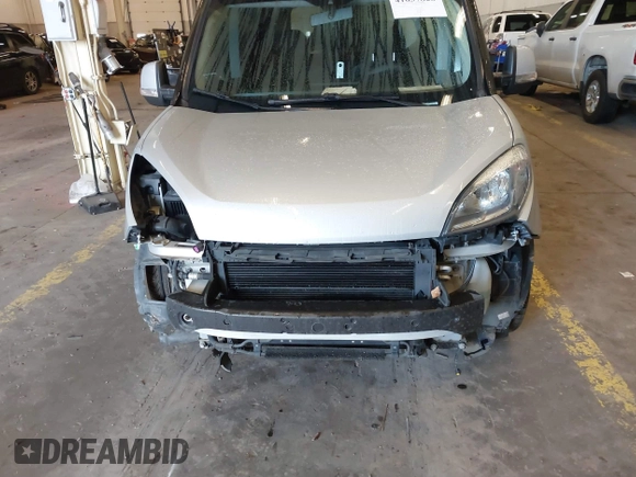 2018 Ram ProMaster City Cargo Van Tradesman SLT with VIN ZFBERFBBXJ6H41029, listed as a IAAI auction lot 41637826 with 82,386 mi miles. Bid and sale history available at carsss.com. Image 18.