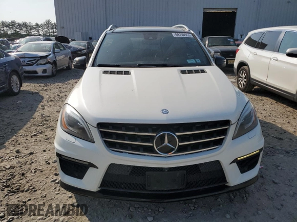 2014 Mercedes-Benz M 63 AMG z VIN 4JGDA7EB6EA344690, wystawiony jako Copart lot #59296955 z przebiegiem 98 090 mil mil oraz Czysty tytuł • Clean title. Historia ofert i sprzedaży dostępna na DreamBid. Obrazek 5.