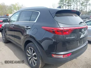 2017 Kia Sportage EX z VIN KNDPNCAC9H7152016, wystawiony jako IAAI lot #42082483 z przebiegiem 87 539 mil mil oraz . Historia ofert i sprzedaży dostępna na DreamBid. Obrazek 3.