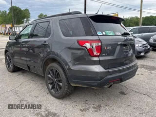 2018 Ford Explorer XLT with VIN 1FM5K8DH2JGB76874, listed as a Copart auction lot 55861285 with 161,143 mi miles and Clean Title. Bid and sale history available at DreamBid. Image 3.