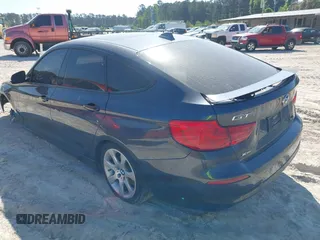 2017 BMW 3 Series z VIN WBA8Y3C30HG450847, wystawiony jako IAAI lot #42059777 z przebiegiem 108 789 mil mil oraz . Historia ofert i sprzedaży dostępna na DreamBid. Obrazek 3.