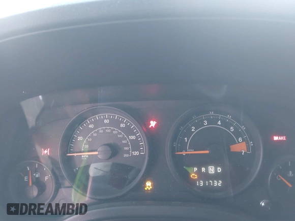 2014 Jeep Patriot Sport with VIN 1C4NJPBB7ED915924, listed as a IAAI auction lot 41641555 with 131,732 mi miles. Bid and sale history available at carsss.com. Image 7.
