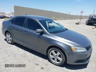 2012 Volkswagen Jetta TDI с VIN 3VW3L7AJ6CM089396, выставлен на аукционе IAAI как лот 42496570 с пробегом 66 947 миль миль и . История ставок и продаж доступна на DreamBid. Изображение 1.