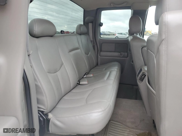 2003 Chevrolet Silverado 1500 LT with VIN 2GCEK19TX31134090, listed as a Copart auction lot 51530775 with 129,982 mi miles and Salvage Title. Bid and sale history available at carsss.com. Image 10.