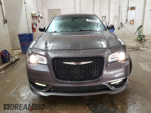 2017 Chrysler 300 S with VIN 2C3CCABG7HH661444, listed as a Copart auction lot 75647514 with 147,886 mi miles and Salvage Title. Bid and sale history available at DreamBid. Image 5.