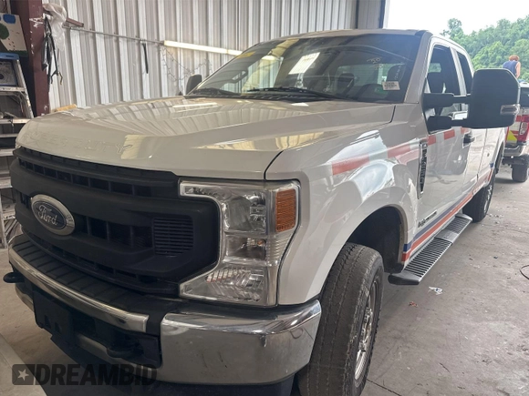 2020 Ford F-250 XL z VIN 1FT7X2BTXLEE50470, wystawiony jako IAAI lot #42786344 z przebiegiem 292 133 mil mil oraz . Historia ofert i sprzedaży dostępna na DreamBid. Obrazek 18.