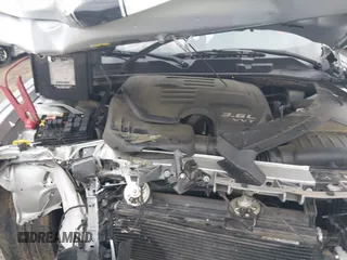 2019 Dodge Challenger SXT z VIN 2C3CDZAG9KH744703, wystawiony jako IAAI lot #41881944 z przebiegiem Nie podano mil oraz . Historia ofert i sprzedaży dostępna na DreamBid. Obrazek 10.