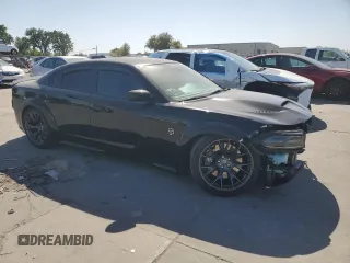 2020 Dodge Charger SRT Hellcat z VIN 2C3CDXL90LH243946, wystawiony jako Copart lot #53099975 z przebiegiem 9 297 mil mil oraz Szkoda całkowita • Salvage title. Historia ofert i sprzedaży dostępna na DreamBid. Obrazek 4.