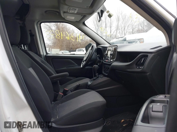 2020 Ram ProMaster City Wagon SLT with VIN ZFBHRFBB3L6P24649, listed as a IAAI auction lot 41364873 with 64,837 mi miles. Bid and sale history available at carsss.com. Image 5.