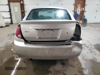 2004 Saturn ION ION 1 z VIN 1G8AF52F64Z155715, wystawiony jako Copart lot #48137765 z przebiegiem 105 711 mil mil oraz Szkoda całkowita • Salvage title. Historia ofert i sprzedaży dostępna na DreamBid. Obrazek 6.
