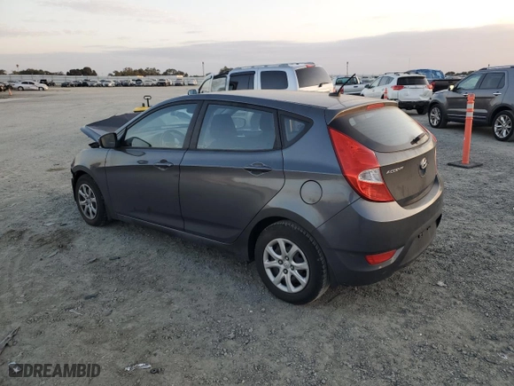 2013 Hyundai Accent GL with VIN KMHCT5AE4DU089853, listed as a Copart auction lot 71765464 with 113,301 mi miles and Salvage Title. Bid and sale history available at carsss.com. Image 2.