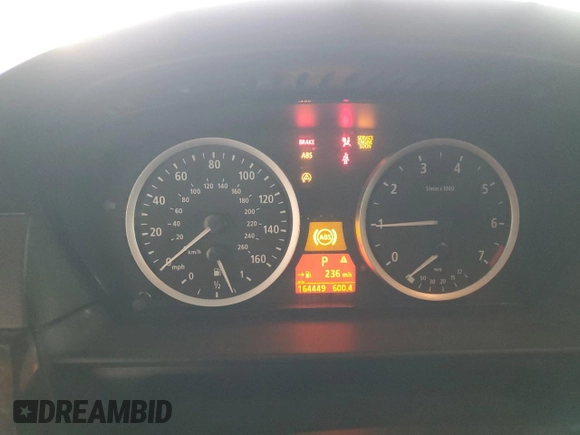 2004 BMW 5 Series 530i with VIN WBANA73564B804829, listed as a Copart auction lot 84963194 with 164,449 mi miles and Salvage Title. Bid and sale history available at DreamBid. Image 9.