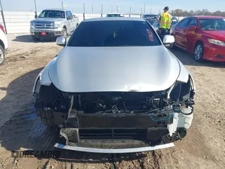 2018 Infiniti Q60 Luxe with VIN JN1EV7EK2JM340015, listed as a IAAI auction lot 41240379 with 115,040 mi miles and . Bid and sale history available at carsss.com. Image 12.