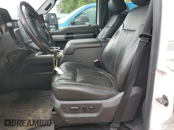 2012 Ford F-350 XL with VIN 1FT8W3BT8CEC48966, listed as a Copart auction lot 59481525 with 181,923 mi miles and Salvage title. Bid and sale history available at DreamBid. Image 7.