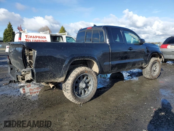 2016 Toyota Tacoma SR z VIN 5TFSX5EN7GX042706, wystawiony jako Copart lot #80982144 z przebiegiem 108 048 mil mil oraz Szkoda całkowita • Salvage title. Historia ofert i sprzedaży dostępna na DreamBid. Obrazek 3.