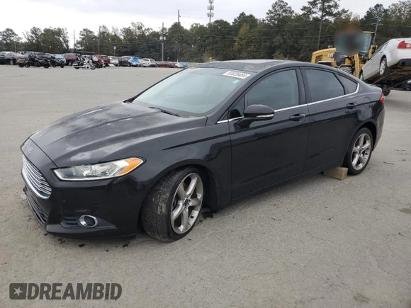 2015 Ford Fusion SE with VIN 1FA6P0HD1F5105404, listed as a Copart auction lot 83028484 with 92,525 mi miles and Salvage Title. Bid and sale history available at DreamBid. Image 1.