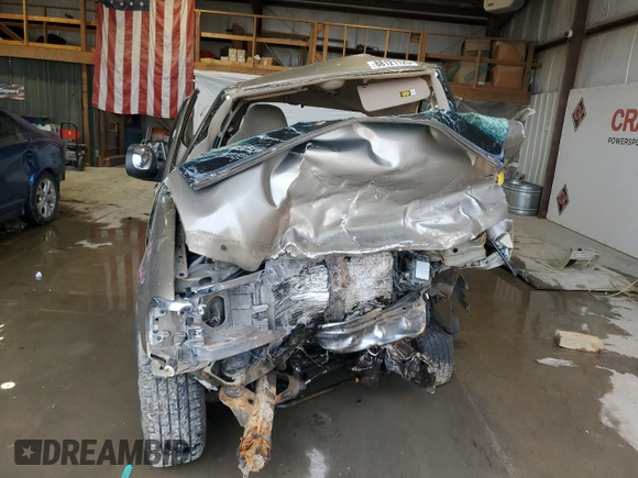 2002 Ford F-150 XL with VIN 1FTRF17252NB01401, listed as a Copart auction lot 88121125 with 0 mi miles and Salvage Title. Bid and sale history available at carsss.com. Image 5.